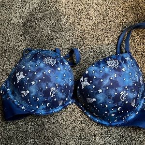 PINK Wear Everywhere Super Push Up Bra